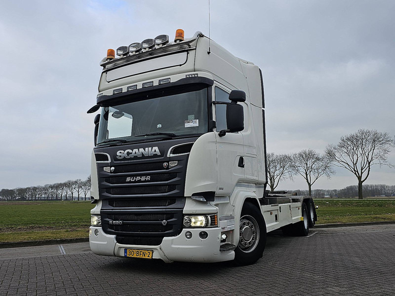 Hook lift truck Scania R520