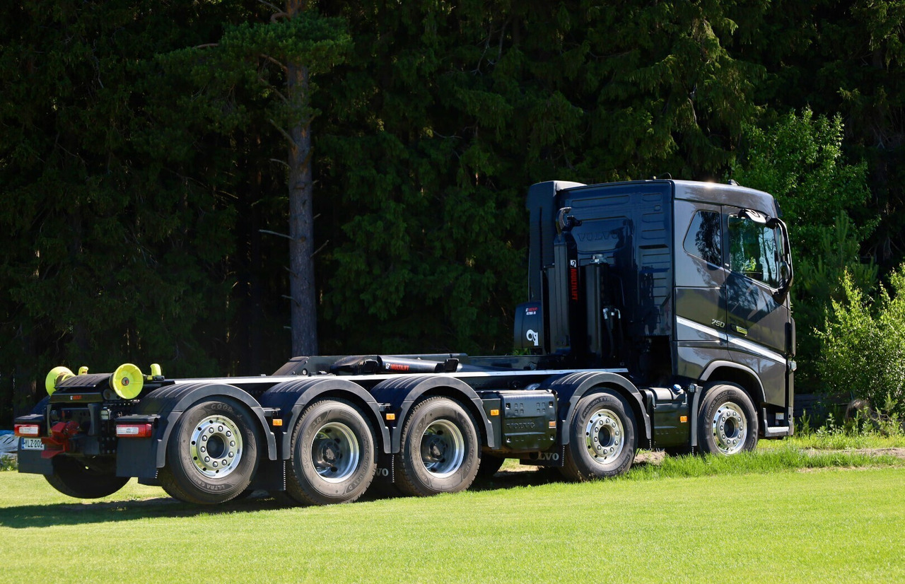 Hook lift truck Volvo FH16 750 10X4