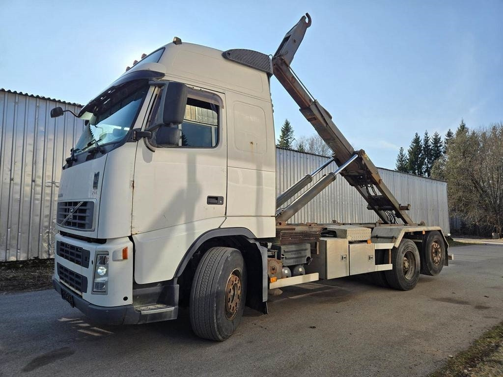 Hook lift truck Volvo FH520 6X2 JOAB