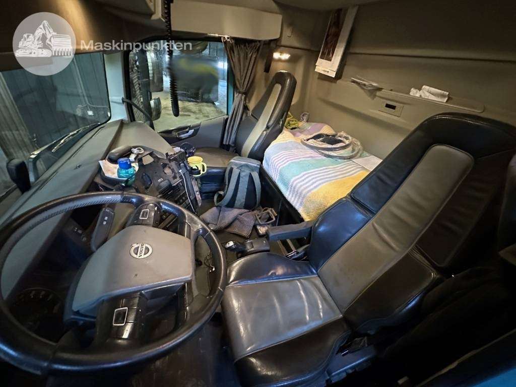 Hook lift truck Volvo FH 13 500