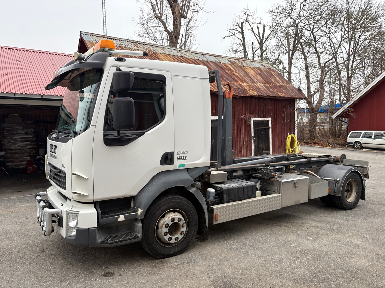 Hook lift truck Volvo FL 240