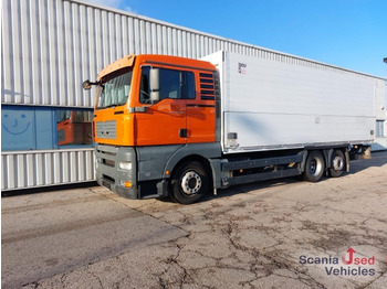 Beverage truck MAN TGA 26.413 FNLLW E3 Getränkeaufbau LBW: picture 1