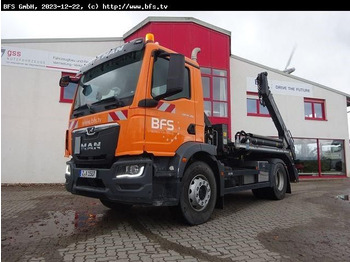 Skip loader truck MAN TGM 18.320