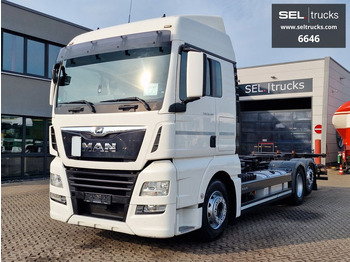 Container transporter/ Swap body truck MAN TGX 26.460