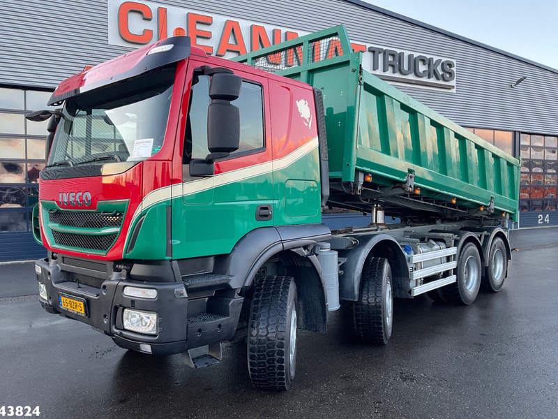 Tipper Iveco Trakker AT340T50 8x4 Euro 6 Kipper 16m³