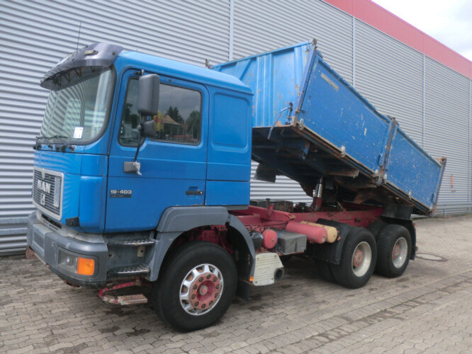 Tipper MAN T39 26.403 6x4 Standheizung/Sitzhzg./Tempomat