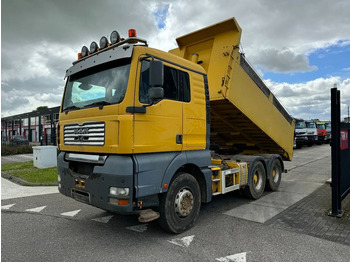 Tipper MAN TGA 26.530 6X4 MANUAL 3 PEDALS 