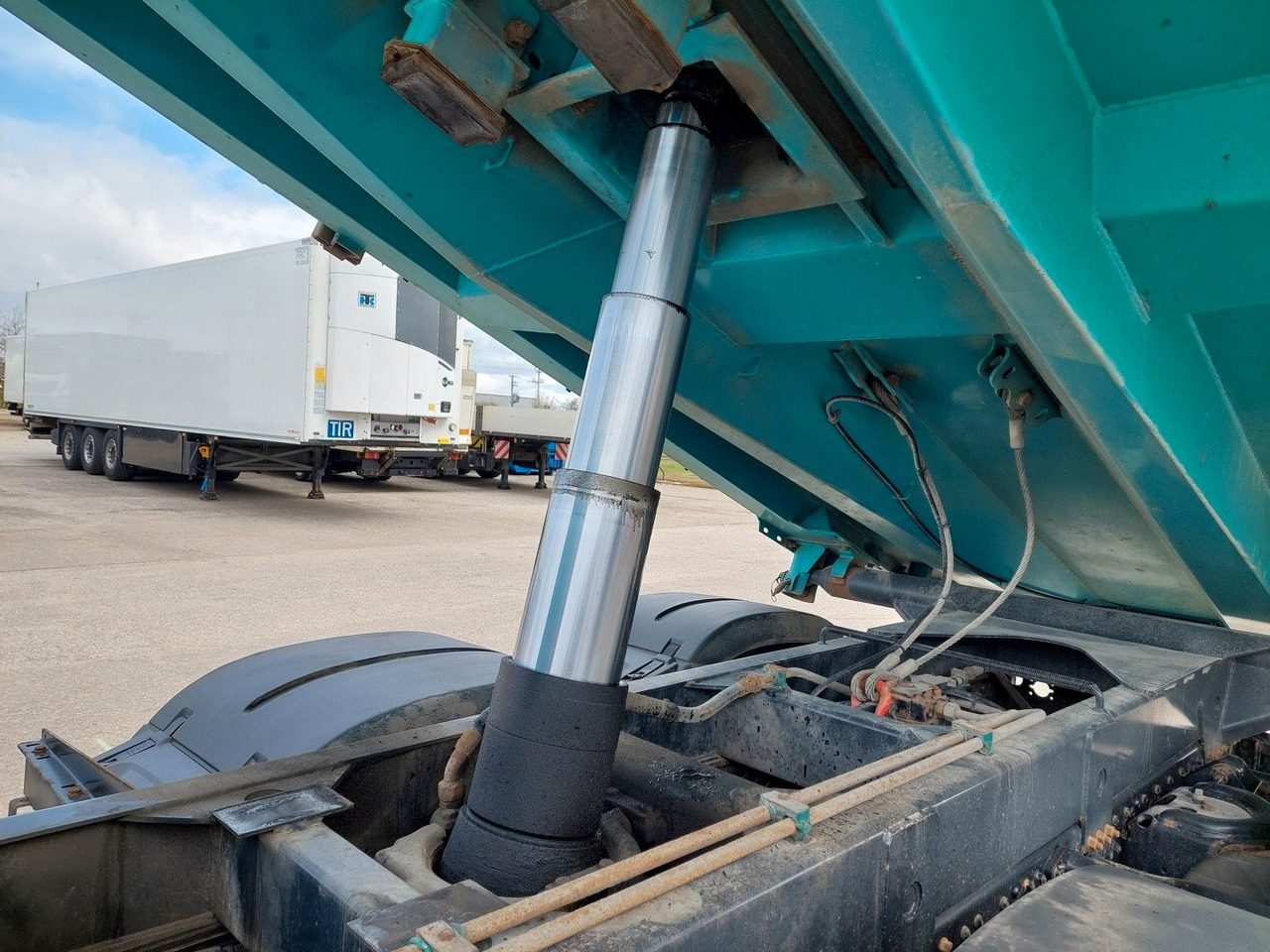 Tipper MAN TGX 28.480 6X2 BL Liftachse