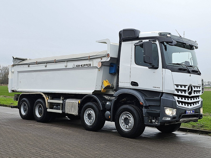 Tipper Mercedes-Benz AROCS 4245