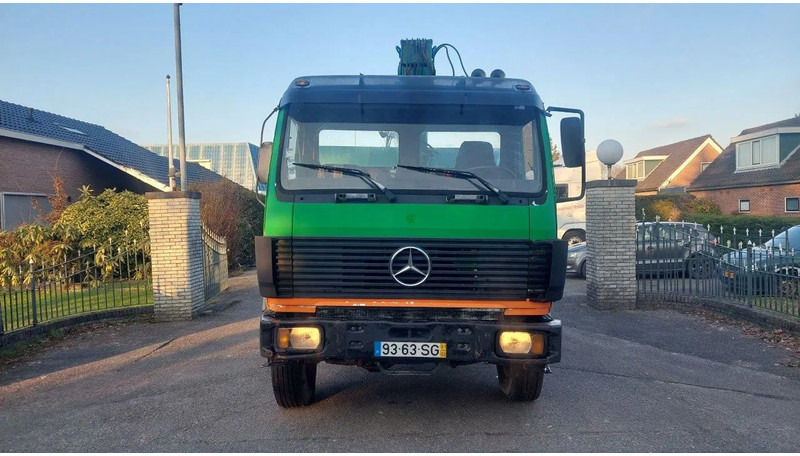 Tipper Mercedes-Benz SK 1722 4x4 Kipper Crane Steel Suspension