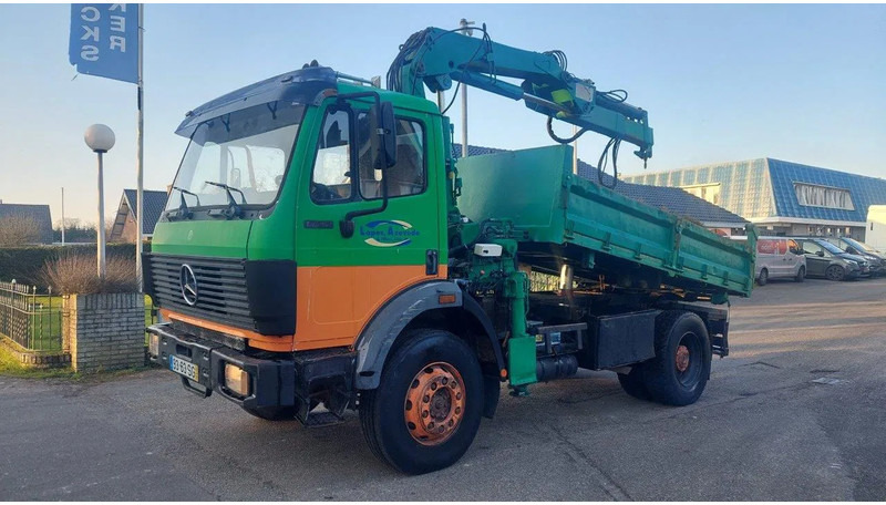 Tipper Mercedes-Benz SK 1722 4x4 Kipper Crane Steel Suspension