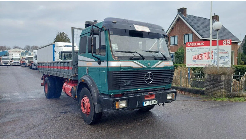 Tipper Mercedes-Benz SK 1735 V8 4x2 Kipper Steel