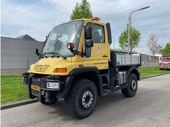 Tipper Mercedes-Benz unimog U400