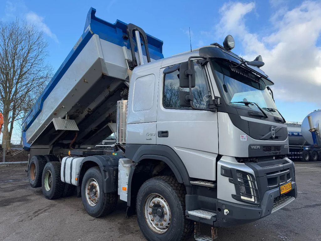 Tipper Volvo FMX 540 8X4 - EURO 6 + KIPPER + LIFTING AXLE