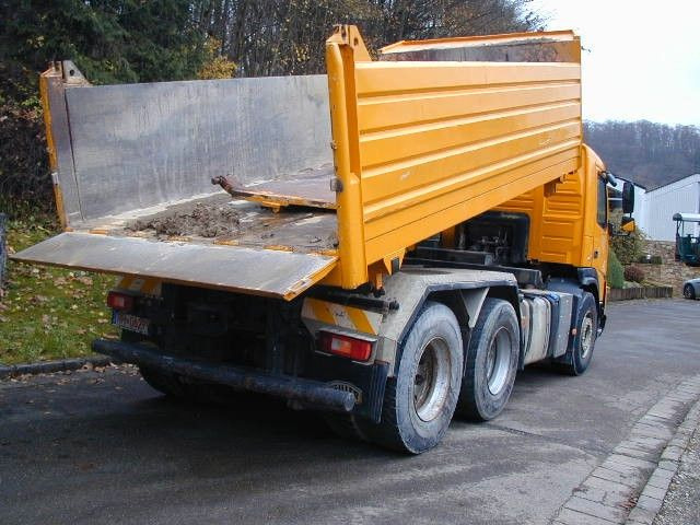 Tipper Volvo FM/FH 6x4 460