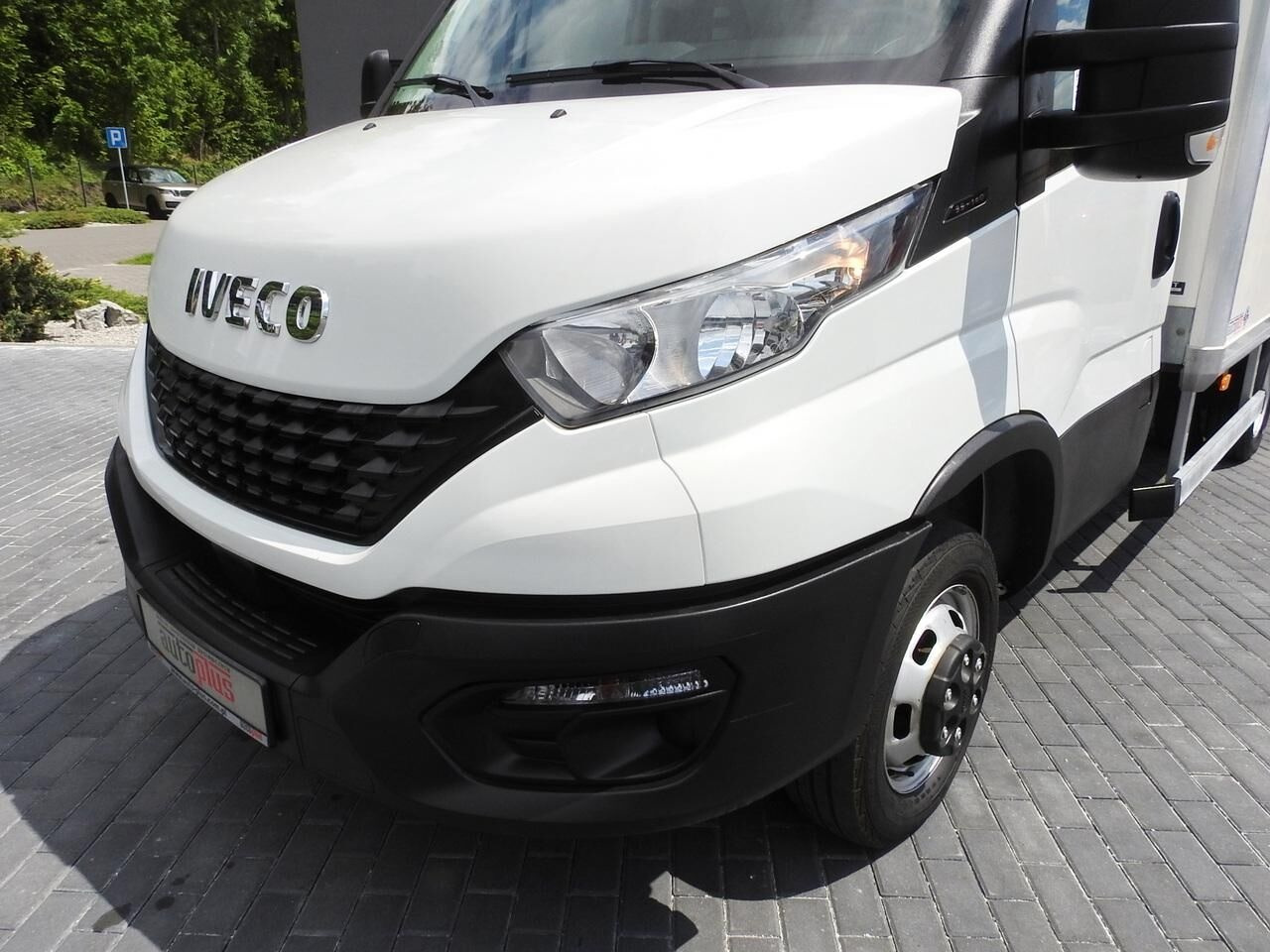 Box van IVECO DAILY 35C14 KONTENER 8 PALET TEMPOMAT KLIMATYZACJA AUTOMAT HI-MA