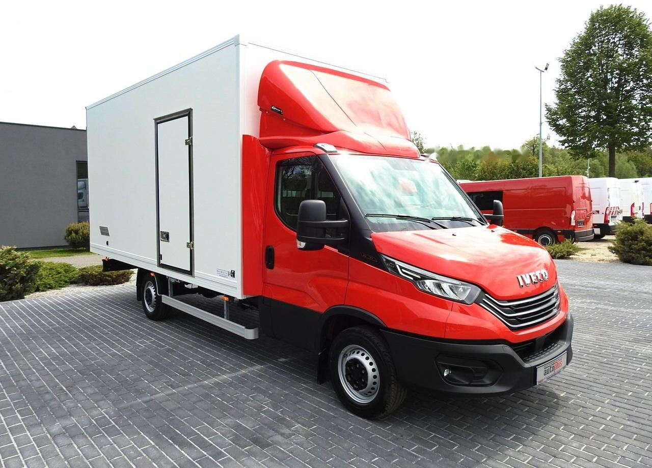 Box van IVECO DAILY 35S18