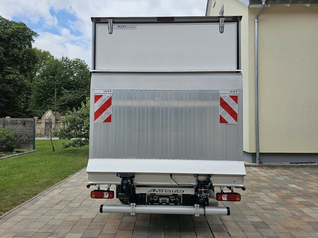 Box van IVECO Daily 35S18A8 3.0 Hi-Matic Koffer LBW 750 LED