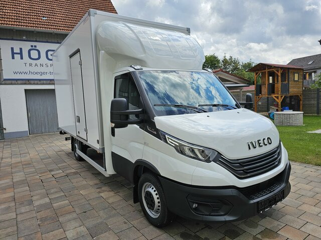 Box van IVECO Daily 35S18A8 3.0 Hi-Matic Koffer LBW 750 LED