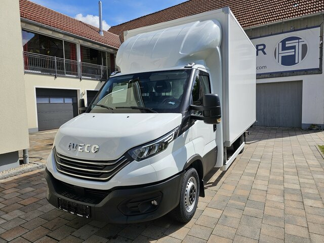 Box van IVECO Daily 35S18A8 3.0 Hi-Matic Koffer LBW BÄR LED