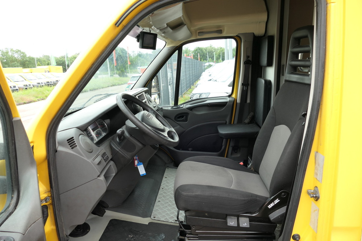 Box van IVECO Daily 35 S11 C30C AUTOMATIK KAMERA MAXI Regale D