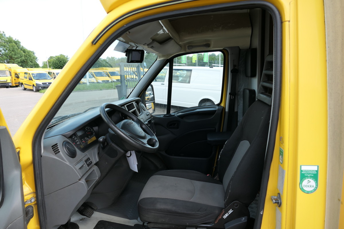 Box van IVECO Daily 35 S11 C30C AUTOMATIK KAMERA MAXI Regale L