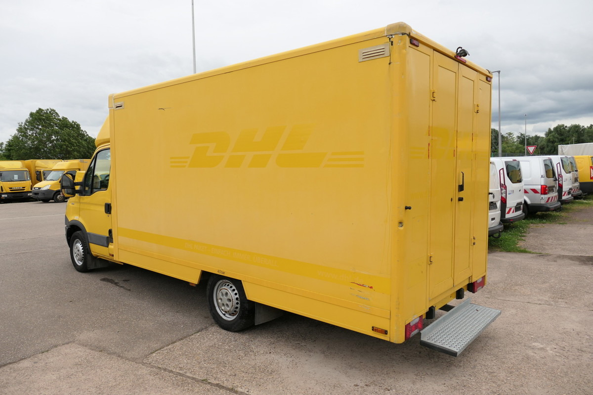 Box van IVECO Daily 35 S11 C30C AUTOMATIK KAMERA MAXI Regale L