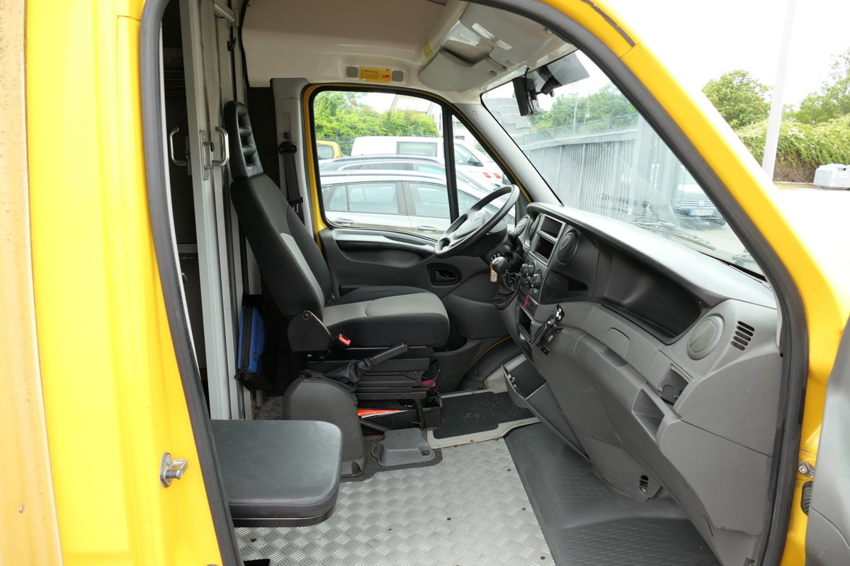 Box van IVECO Daily 35 S11 C30C AUTOMATIK KAMERA MAXI Regale L