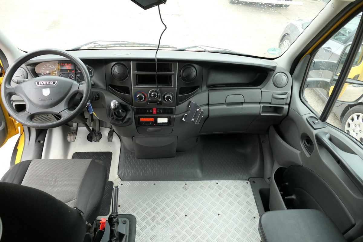 Box van IVECO Daily 50C14 Erdgas Kurz COC