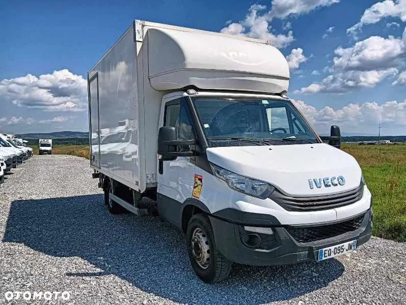 Box van Iveco DAILY 35C18, 70C18