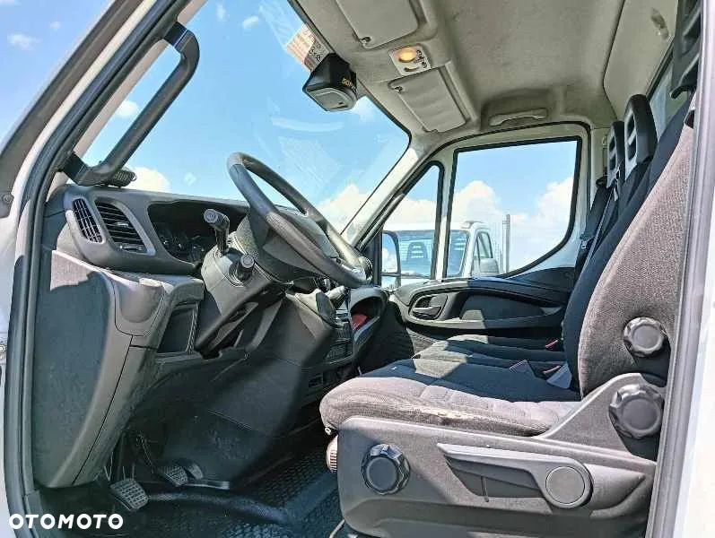 Box van Iveco DAILY 35C18, 70C18