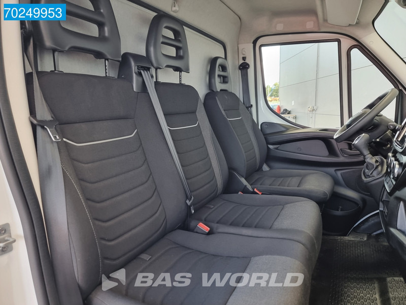 Box van Iveco Daily 35C16 Automaat Laadklep Bakwagen Airco Camera Meubelbak Koffer Gesloten laadbak Airco