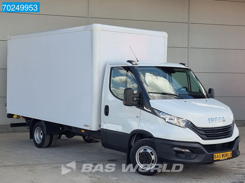 Box van Iveco Daily 35C16 Automaat Laadklep Bakwagen Airco Camera Meubelbak Koffer Gesloten laadbak Airco