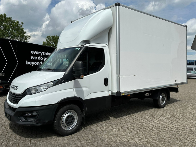 Box van Iveco Daily 35S14 Km 148.344 Humbaur opbouw 2020