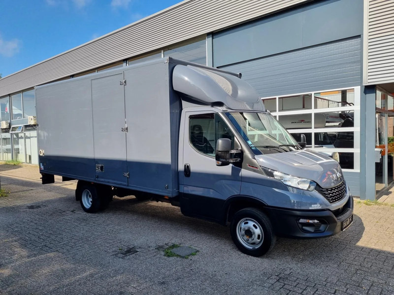 Box van Iveco Daily 50C18 Koffer Hi Matic Euro 6 GVW 3500 KG