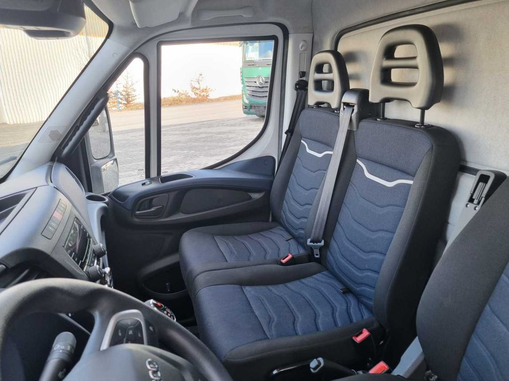 Box van Iveco Daily 70C18 A8 *Koffer*LBW*Automatik*