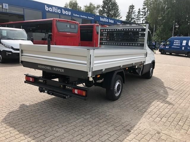 New Flatbed van Iveco Daily 35S16H 3,0  Pritsche AHK 116 kW (158 PS...: picture 7