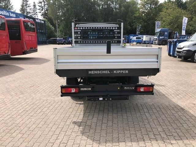 New Flatbed van Iveco Daily 35S16H 3,0  Pritsche AHK 116 kW (158 PS...: picture 6