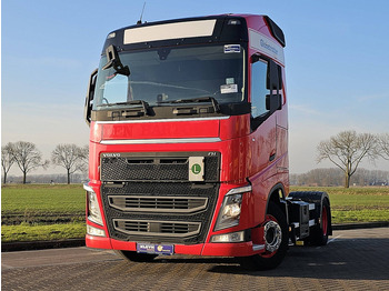 Tractor unit VOLVO FH 460