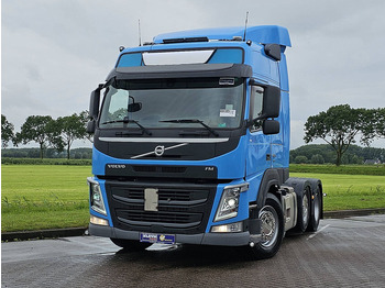 Tractor unit VOLVO FM 460