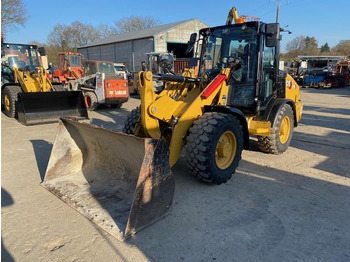 Wheel loader CATERPILLAR 906