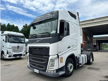Tractor unit VOLVO FH 500
