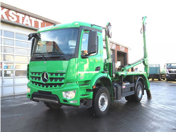 Skip loader truck MERCEDES-BENZ Arocs 1830