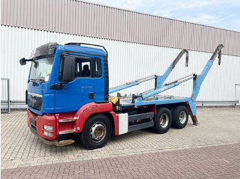 Skip loader truck MAN TGS 26.440