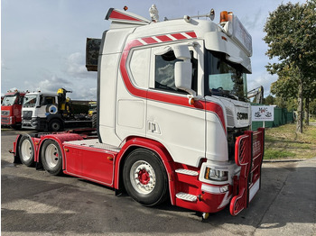 Tractor unit SCANIA R 500