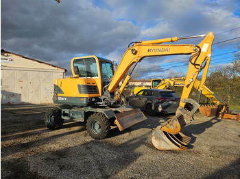 Wheel excavator HYUNDAI