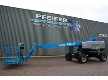 Telescopic boom GENIE S45