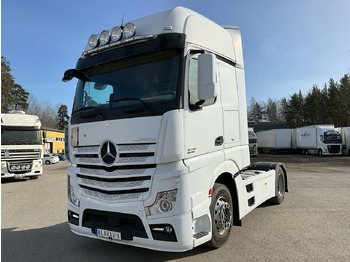 Truck MERCEDES-BENZ Actros 1845