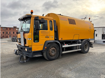 Truck VOLVO FL 220