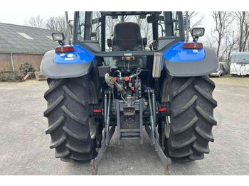 Farm tractor New Holland TS 100 turbo, airco: picture 2